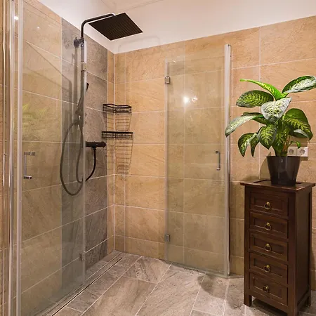 Gaestezimmer Iv Einzelzimmer In Mit Gemeinschaftsbad Und Gemeinschaftskueche Séjour chez l'habitant *