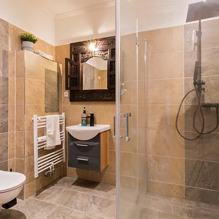 Gaestezimmer Iv Einzelzimmer In Mit Gemeinschaftsbad Und Gemeinschaftskueche